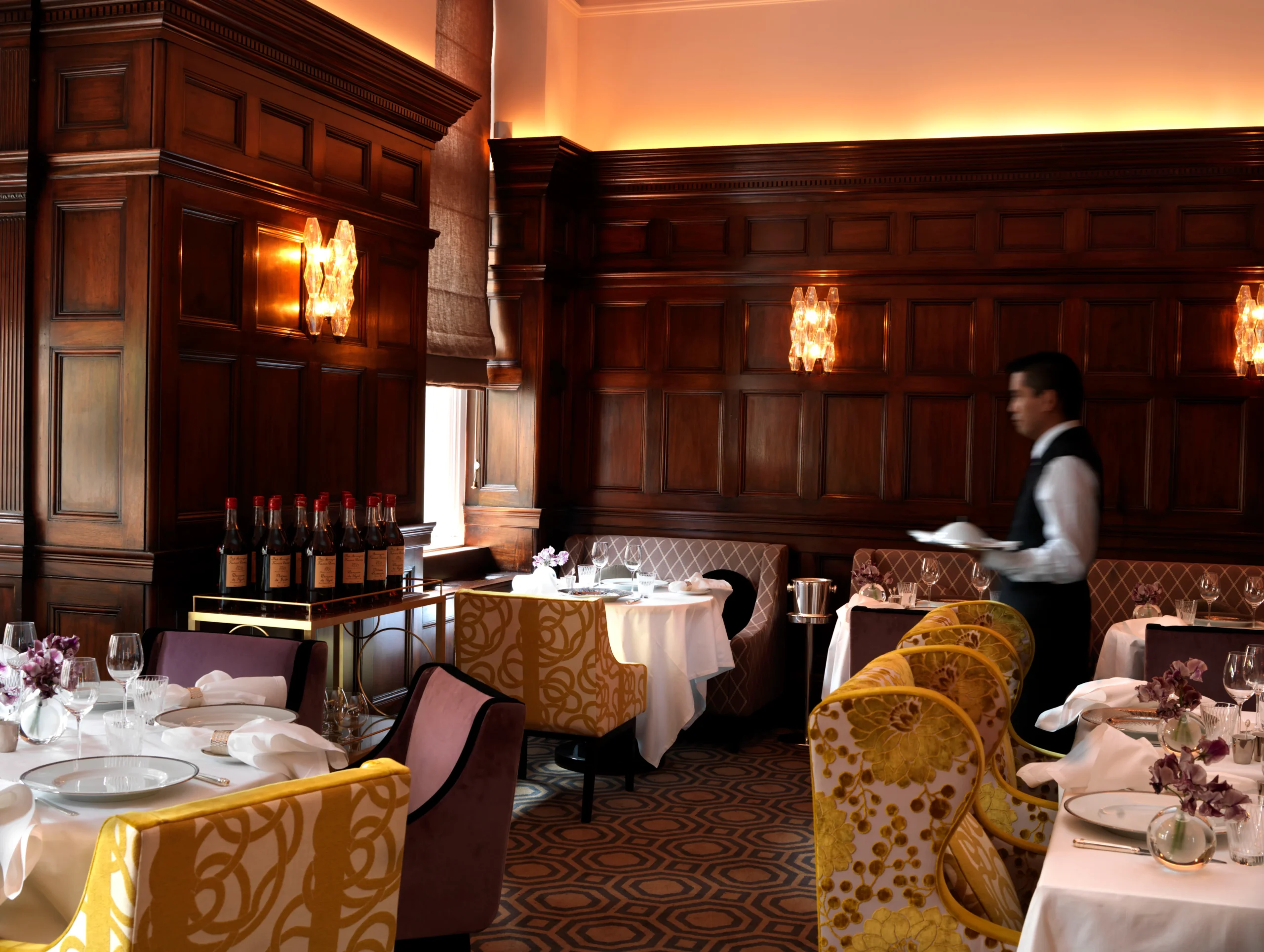 Hotel Restaurants 001 Scaled